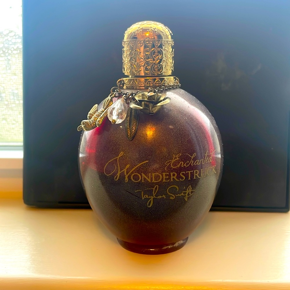 Taylor Swift Enchanted Wonderstruck